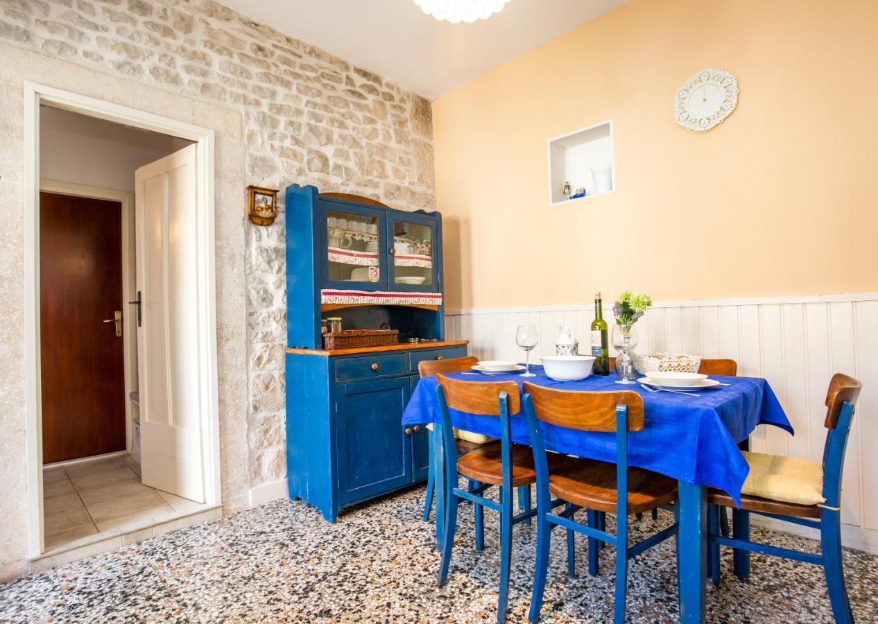Dalmatian Stone House Villa Pucisca Kültér fotó