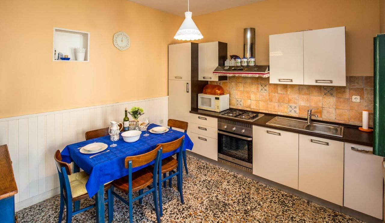 Dalmatian Stone House Villa Pucisca Kültér fotó