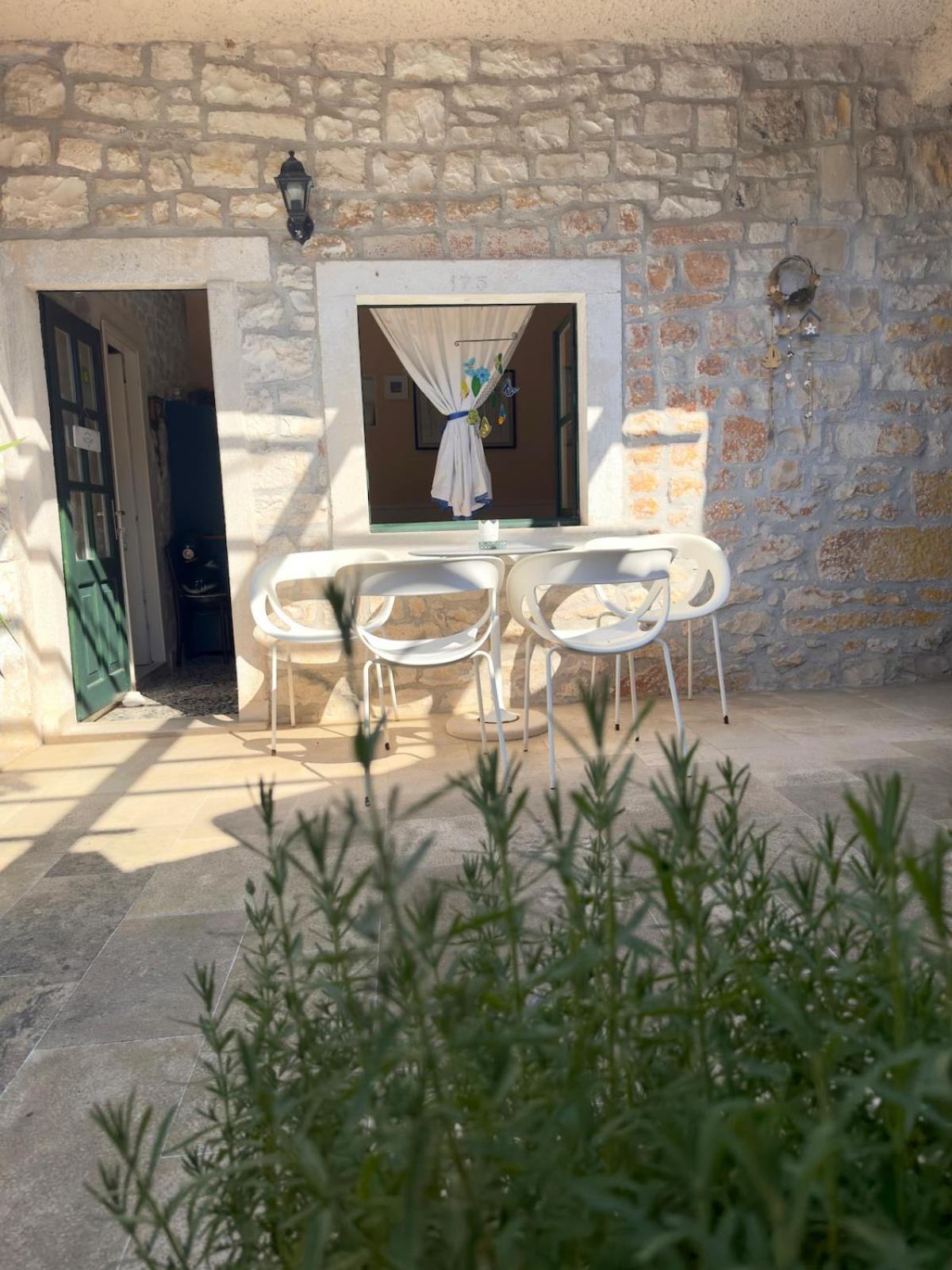 Dalmatian Stone House Villa Pucisca Kültér fotó