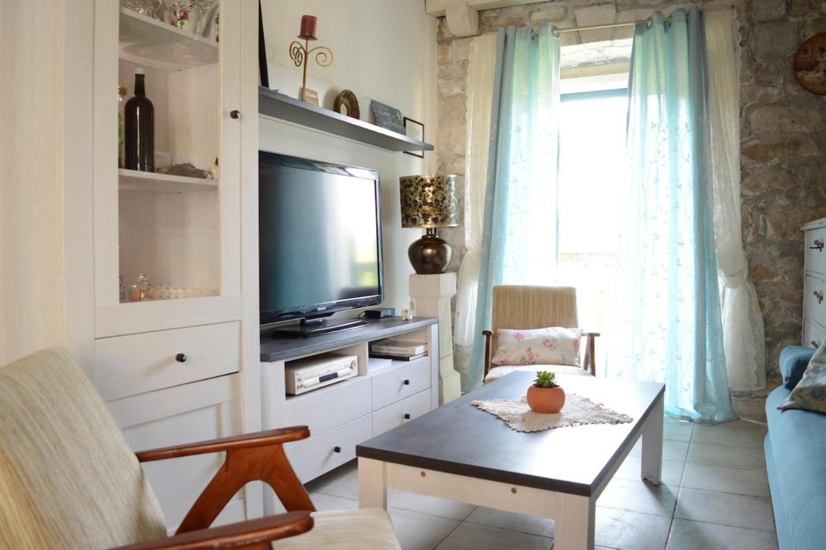 Dalmatian Stone House Villa Pucisca Kültér fotó